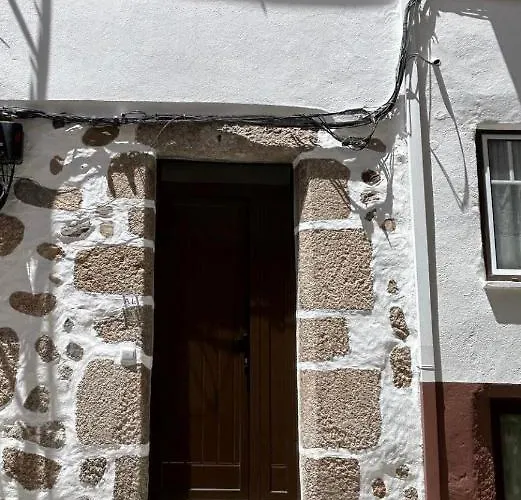 Casas Dos Senadores By Vale Do Zezere Мантейгас